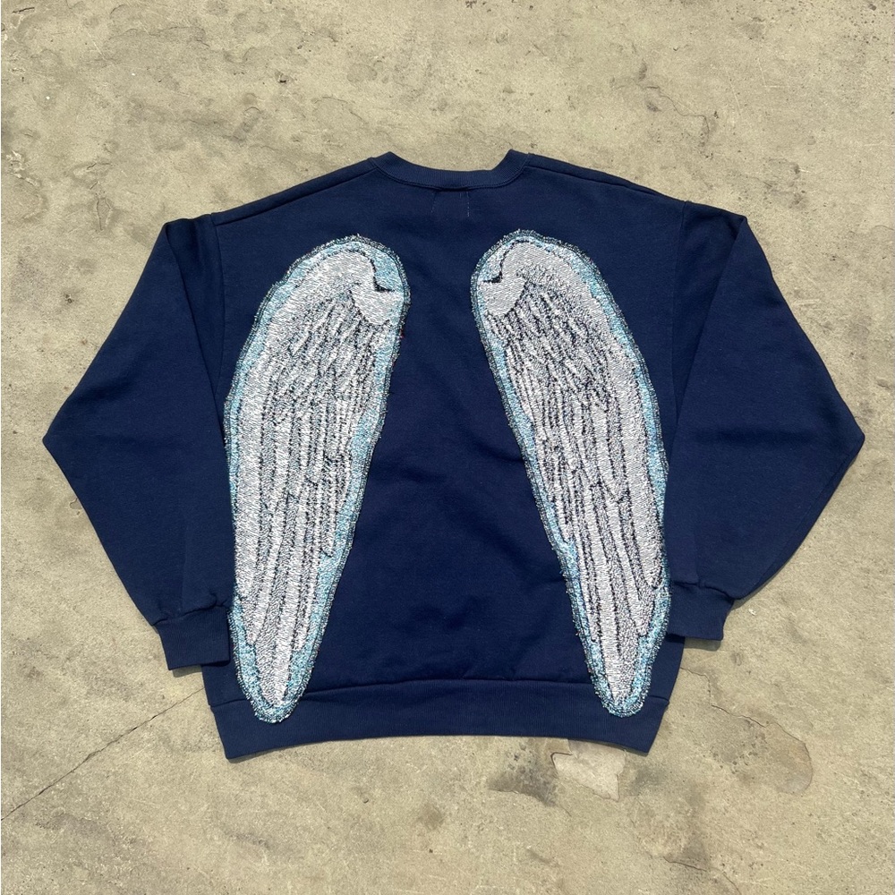 deep ocean blue wings crew